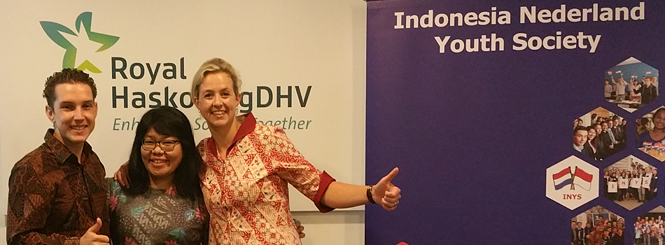 From left to right: INYS Founder, Rennie Roos, President Young Royal HaskoningDHV Indonesia, Retno Isniya Puji & President Director for Royal HaskoningDHV Indonesia, Berte Simons - Jakarta, 28-08-15